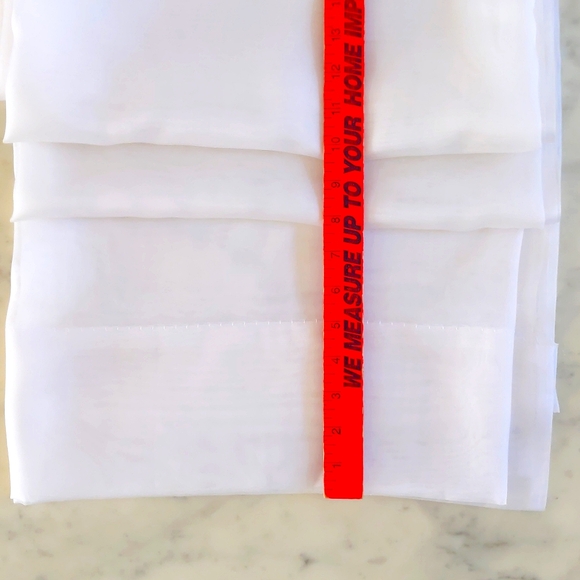 Sears White Sheer Curtains, 1.5" Rod Space, 2 Panels. - Picture 4 of 7